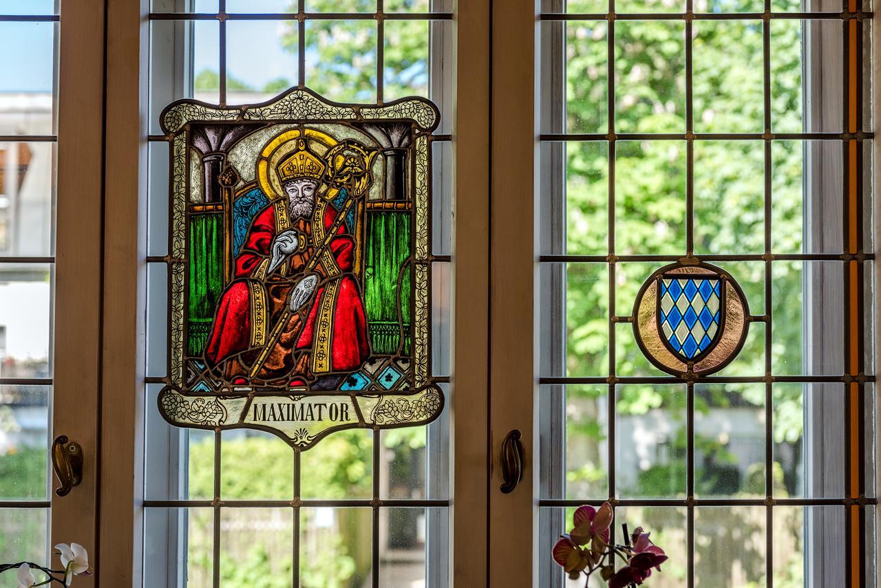 Laimer Hof Am Schloss Nymphenburg Munich Luaran gambar