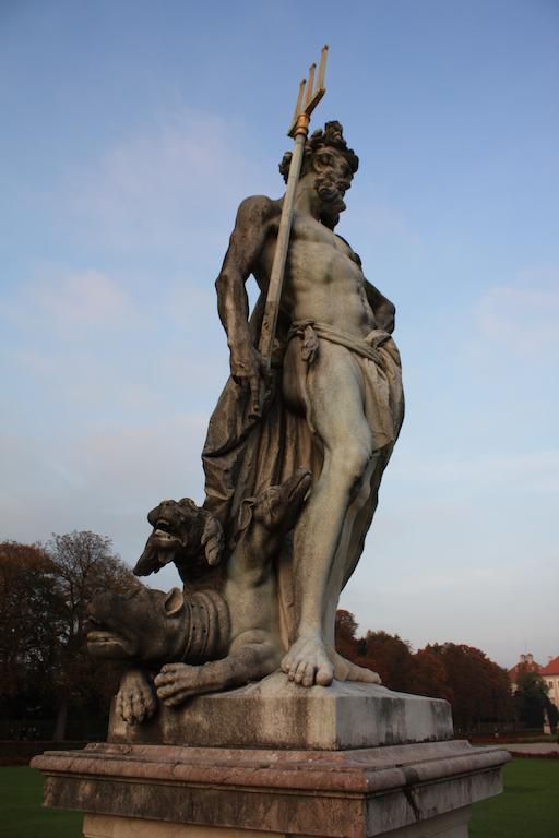 Laimer Hof Am Schloss Nymphenburg Munich Luaran gambar