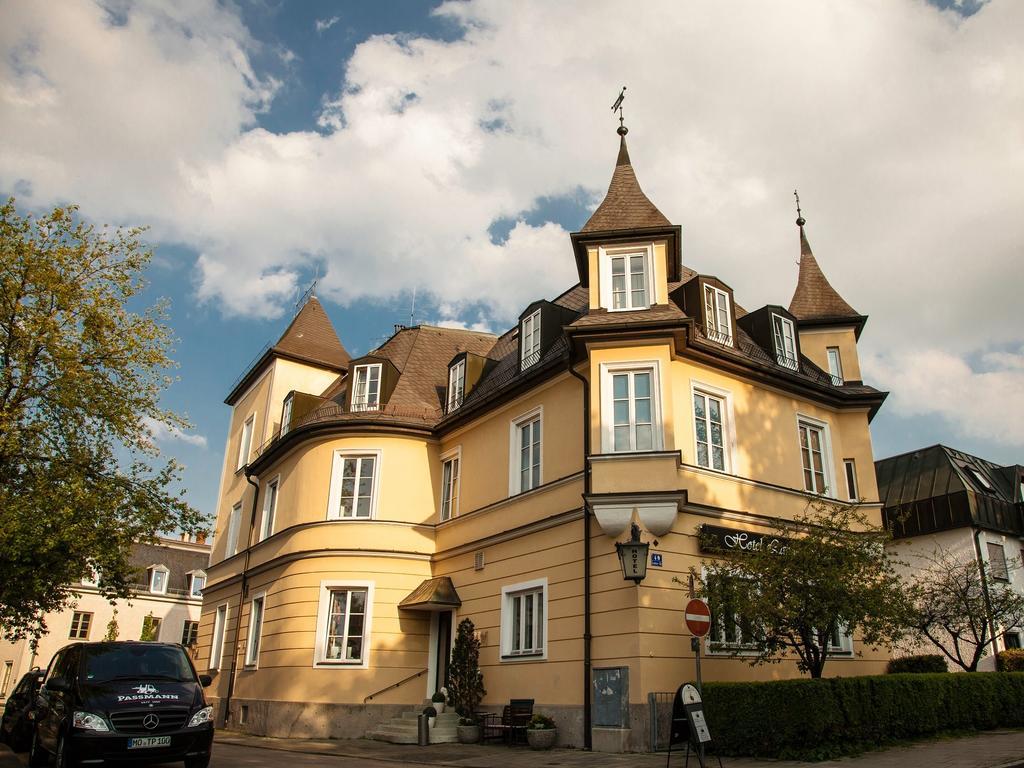 Laimer Hof Am Schloss Nymphenburg Munich Luaran gambar